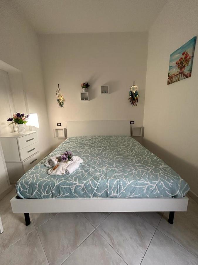 ホテル La Casa In Piazza テッラジーニ エクステリア 写真